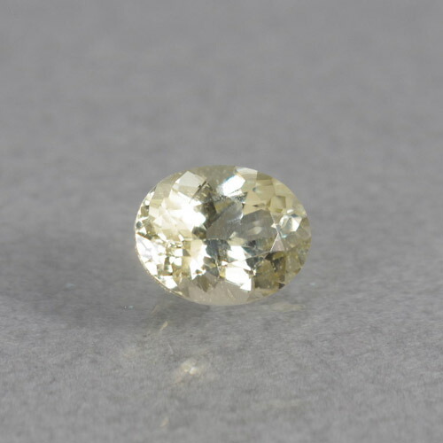 コーネルピン 0.86ct bf-3408あまり知名度は高くありませんが、生成される地質環境が特殊なため、宝石質の結晶は限られています。さらに、透明度の高い宝石質の結晶はごくわずかで、市場に流通する機会も少ない稀少石です。更にこのルースは希少な色合いです！｜レアストーン専門店大阪ウエルダー