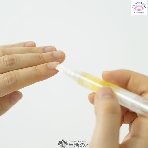 ミモザ ネイルオイル Mimosa 2ml エッセンシャルオイル配合 季節限定 生活の木 爪用化粧用油