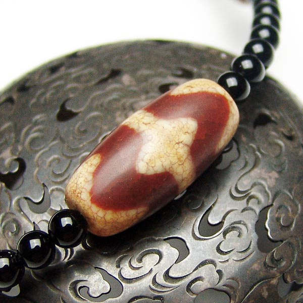 美品 西蔵 満願祈念 天珠首飾 楽天市場】『 西蔵 満願祈念天珠首飾り 』 チベット天珠 十七眼