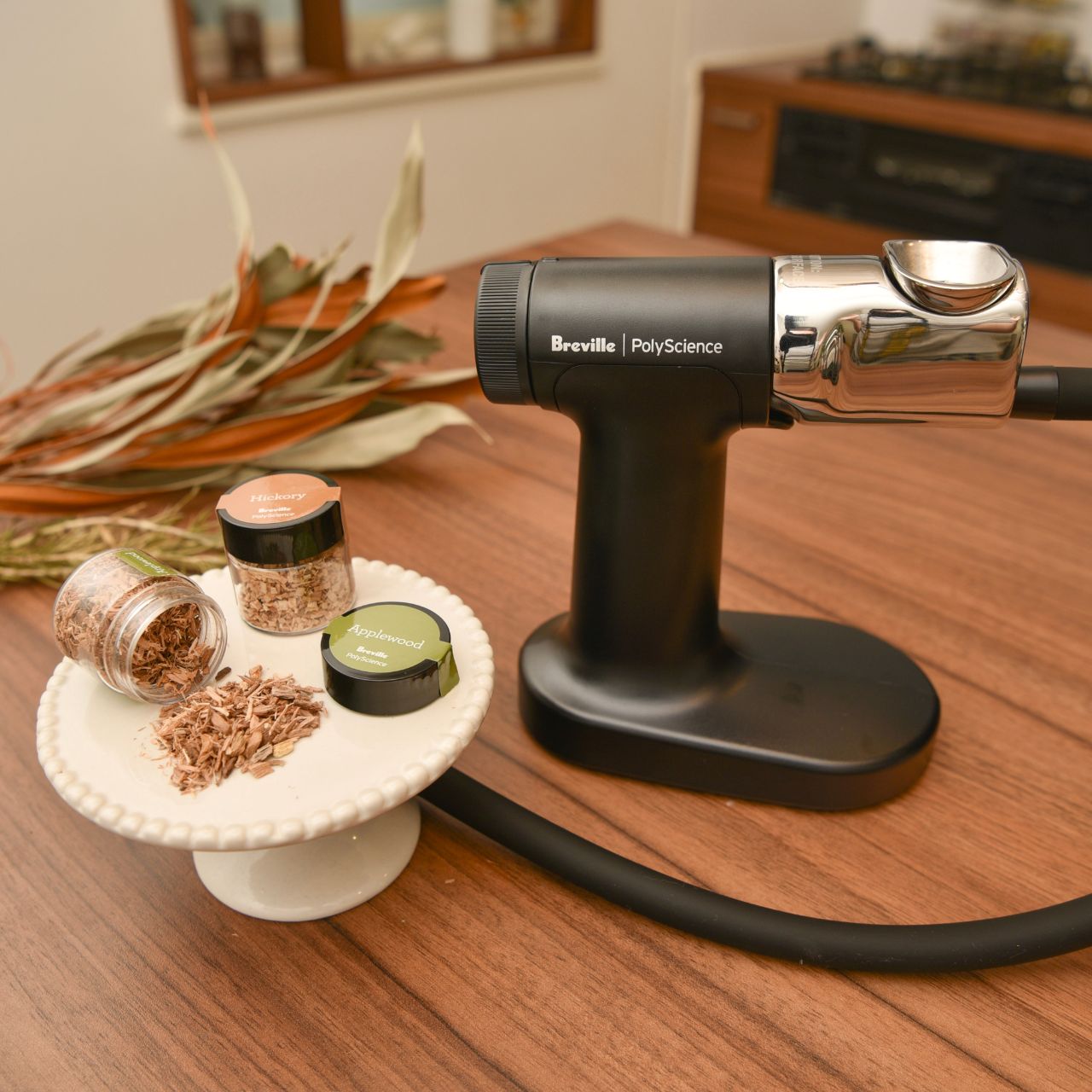 【新品未使用】燻製器　電動スモークマシーンSuper-Aladin Amazon.co.jp: アズワン スーパーアラジン 1003-010 (電動