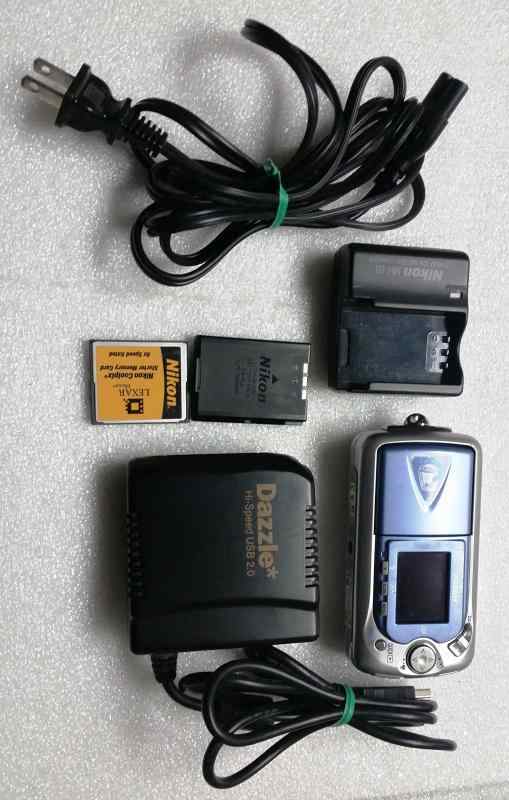 【中古】Nikon Coolpix 2500 2MP デジタルカメラ 光学ズーム3倍当店保証30日間 人気モデル 高画質 売れ筋