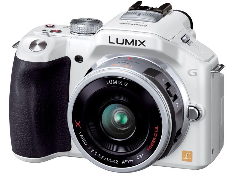 【中古】パナソニック(Panasonic) 銀鏡受け答え一眼写真機 ルミックス G5 水晶体一揃いの道具 電動望遠レンズ属する 外殻白いこと DMC-G5X-W