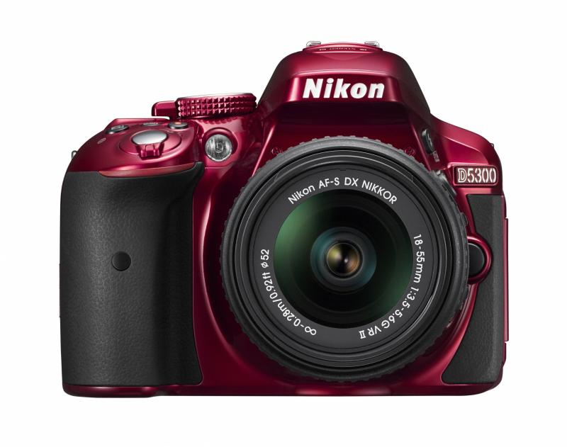【中古】Nikon デジタル一眼一眼レフ写真機 D5300 18-55粍 VR II 水晶体一揃いの道具 赤いこと 2400万絵素 3.2型液晶 D5300LK18-55VR2RD当店引き請ける30昼日なか 一般受け真似形 高画質 売れ筋
