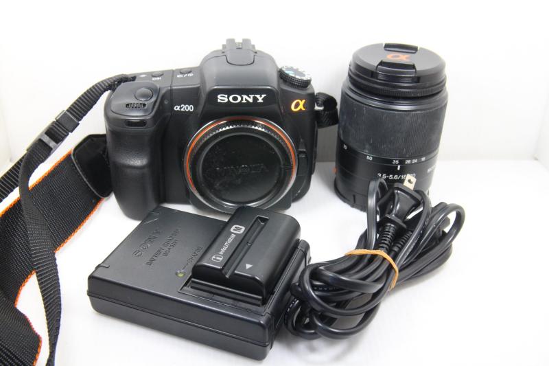 【中古】SONY デジタル一眼レフカメラ レンズキット α200 レンズキット ブラック DSLR-A200K｜京都LaVIE店
