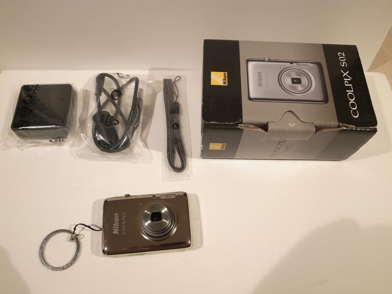 【中古】Nikon デジタルカメラ COOLPIX S02 超小型ボディー タッチパネル液晶 ミラーシルバー S02SL