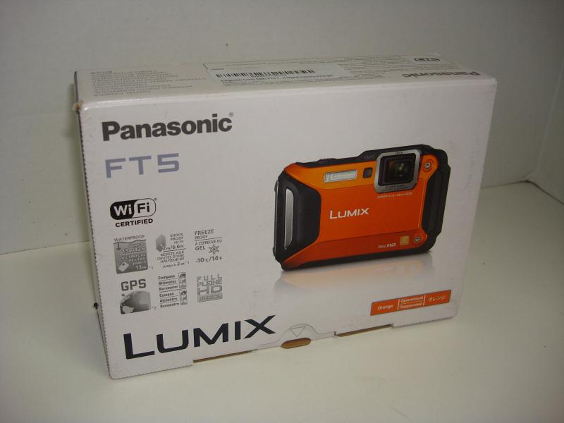 【中古】パナソニック デジタル写真機 ルミックス FT5 雨合羽 オレンジ色 DMC-FT5-D