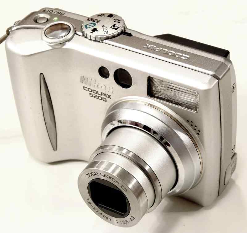 【中古】Nikon Coolpix 5200 5 MPデジタルカメラwith 3 x光学ズーム当店保証30日間 人気モデル 高画質 売れ筋|京都LaVIE店