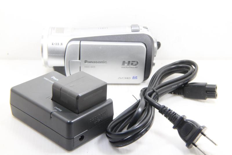 【中古】Panasonic デジタル高品位テレビ SDテレビカメラ SD5 しろがね色 3CCD積み上げる HDC-SD5-S
