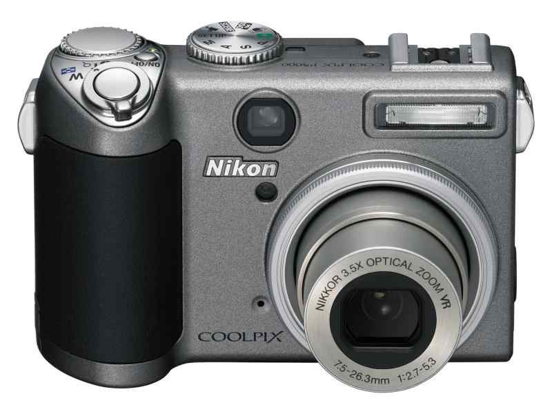 【中古】Nikon デジタル写真機 COOLPIX(クールピクス) P5000 1000万絵素 しろがね色