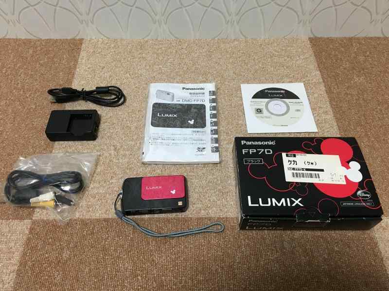 【中古】パナソニック デジタル写真機 ルミックス ウォルトディズニー青写真 黒いこと DMC-FP7D-K