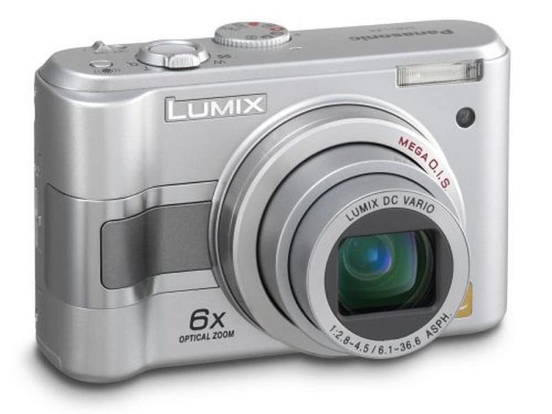 【中古】Panasonic Lumix DMC - dmc-lz5s 6 MPデジタル写真機with 6 x想い浮かべるStabilized望遠レンズ
