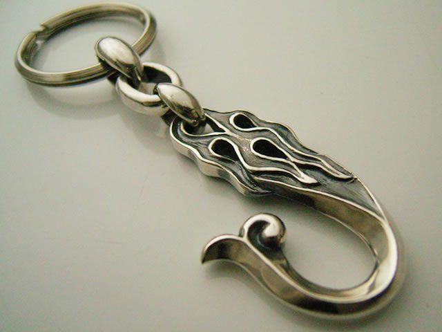 楽天市場】スカル＆迦楼羅炎キーホルダー【シルバーアクセサリー