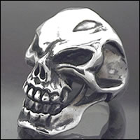 【シルバーアクセサリー】【送料無料】アングリースカルリング顎有【smtb-k】【ky】