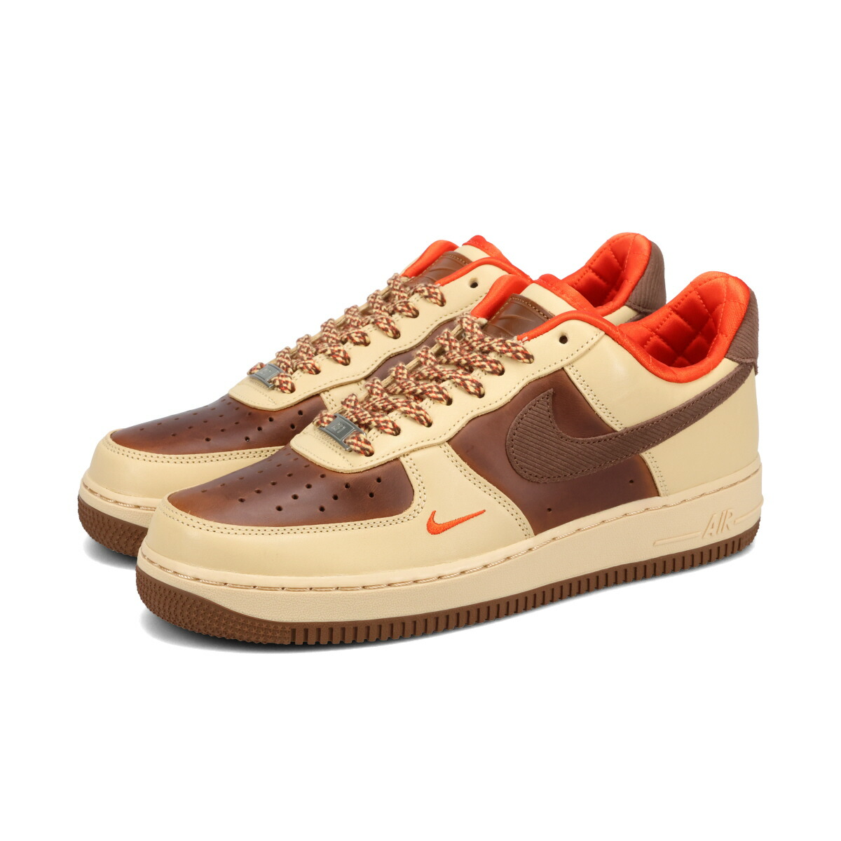 【20,000円均一SALE】 NIKE AIR FORCE 1 '07 ナイキ エア フォース 1 '07 海外限定 日本未発売モデル メンズ スニーカー ローカット LIGHT BRITISH TAN/SESAME/PICANTE RED/CACAO WOW ブラウン HQ3447-222｜KICKS LAB. アウトレット店