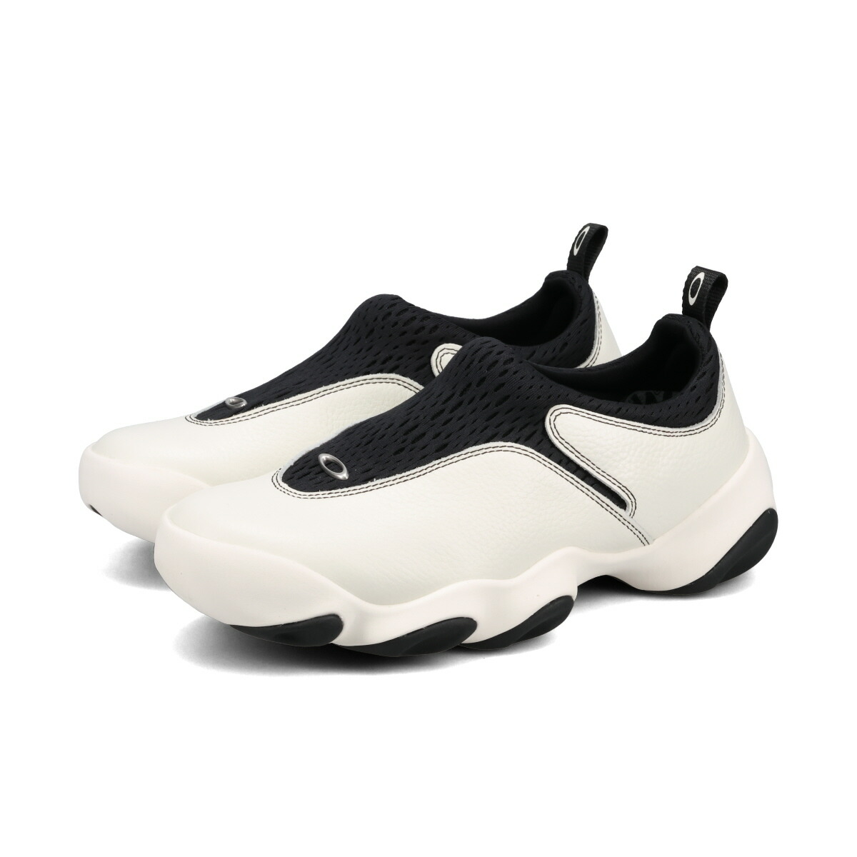 【60%OFF】 OAKLEY FACTORY TEAM FULL GRAIN LEATHER FLESH オークリー ファクトリー チーム フル グレイン レザー フレッシュ ホワイト A00004456D125-WHT|KICKS LAB. アウトレット店