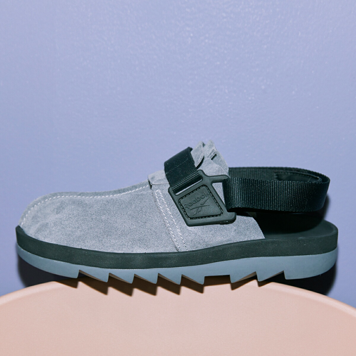 reebok classic beatnik