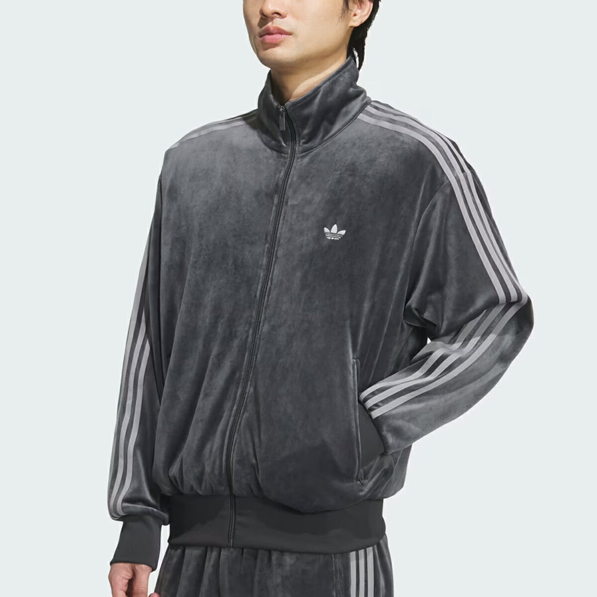 新品 adidas Originalsファイヤーバード ベロアトラックトップ adidas Originals＞ファイヤーバード ベロアトラックトップ