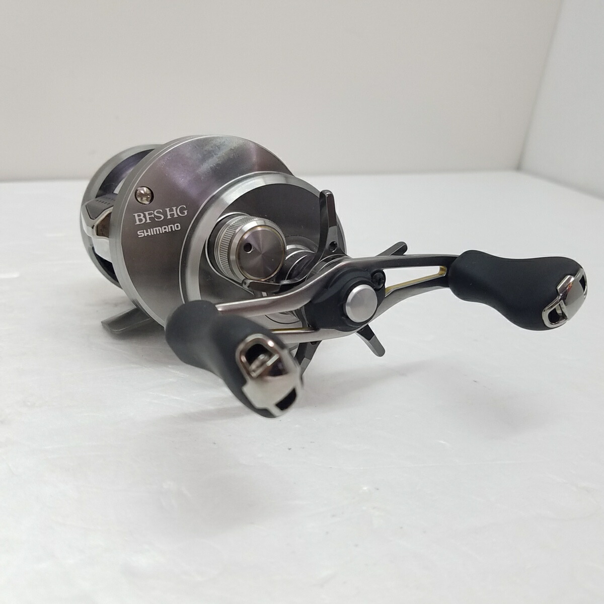 中古品 中古品 シマノ Shimano カルカッタ フィッシング コンクエスト Bfs Hg リール 美品 Yr リサイクルーチェ