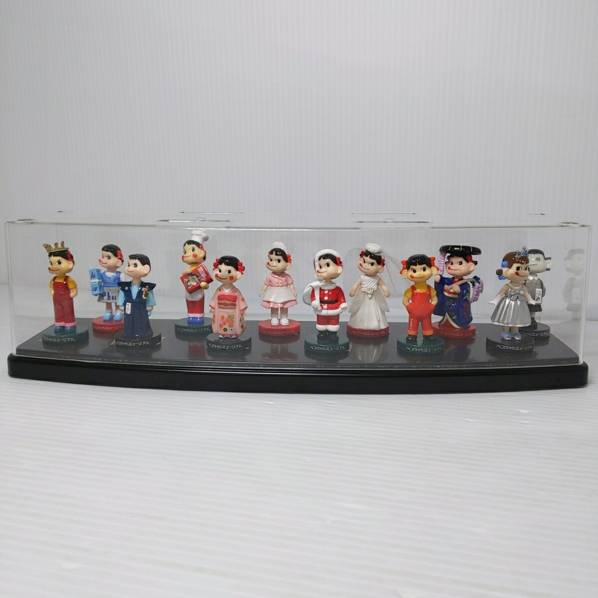 楽天市場】ペコちゃんミニミニミュージアム 首ふり人形シリーズ 記念 楽天市場】ペコちゃんミニミニミュージアム 首ふり人形シリーズ 記念