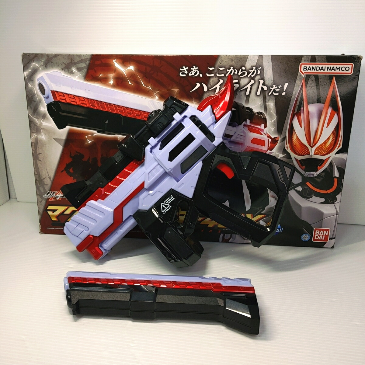 BANDAI - 美品 バンダイ 仮面ライダーギーツ おもちゃ 変身アイテム プレミアムDX マグナムシューター40X PREMIUM DXマグナムシューター40X｜仮面ライダーおもちゃウェブ