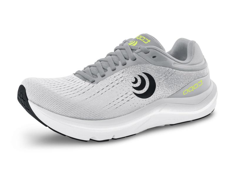 Topo Athletic(トポアスレティック) メンズ MAGNIFLY 5 (マグニフライ 5) MENSランニングシューズ|luck-luck