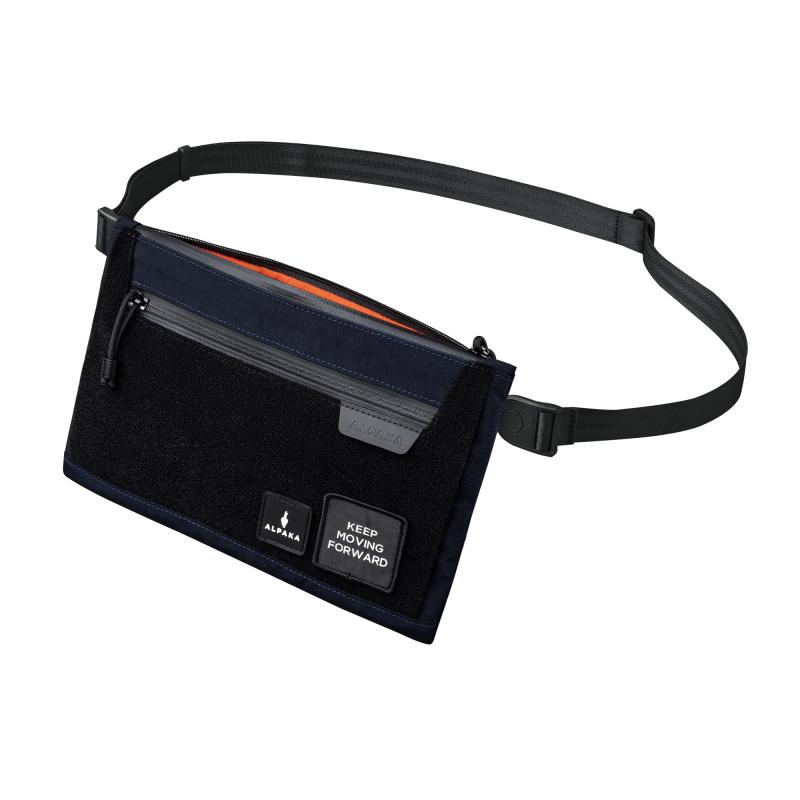[ALPAKA]ZIP POUCH MAX V2 - JAPAN EDITION ショルダーバッグ スリングバッグ 肩掛け 手持ち ビッグ財布 整理用バッグ ストラップ取り外し可能 フェルトパッドに飾り可能 撥水 ビジネス スボーツ 通勤
