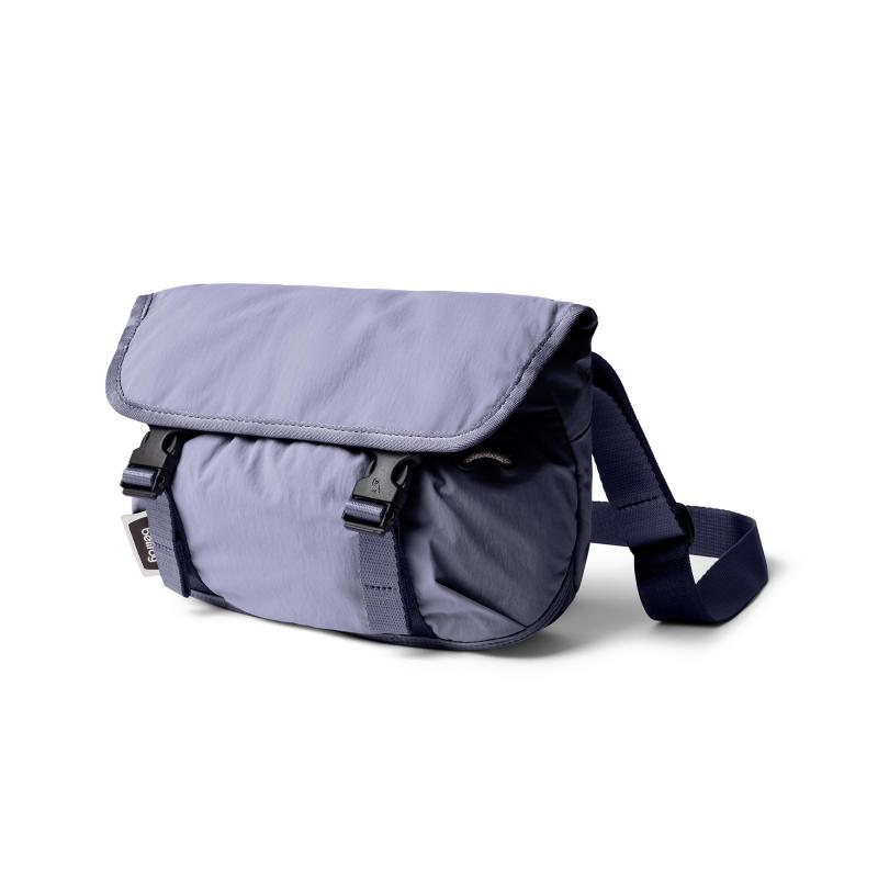 [Bellroy] Cinch Mini Messenger 容量6L 軽量ミニショルダーバッグ ミニメッセンジャーバッグ 耐水性のあるファブリック使用 収納しやすい構造 7,703円