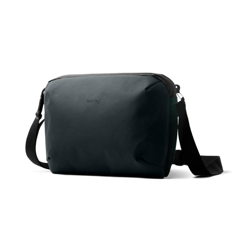 [Bellroy] Venture Travel Crossbody ブラックポシェット 旅行バッグ RFID保護機能搭載 旅行用｜luck-luck