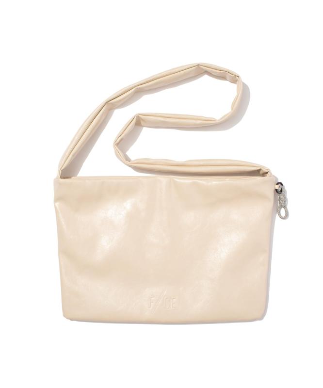 [エフシーイー] TECH LEATHER BIG SHOULDER