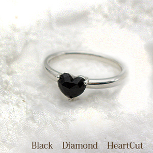 楽天市場】Pt900 ブラックダイヤ ＆ ダイヤモンド リングハートリング