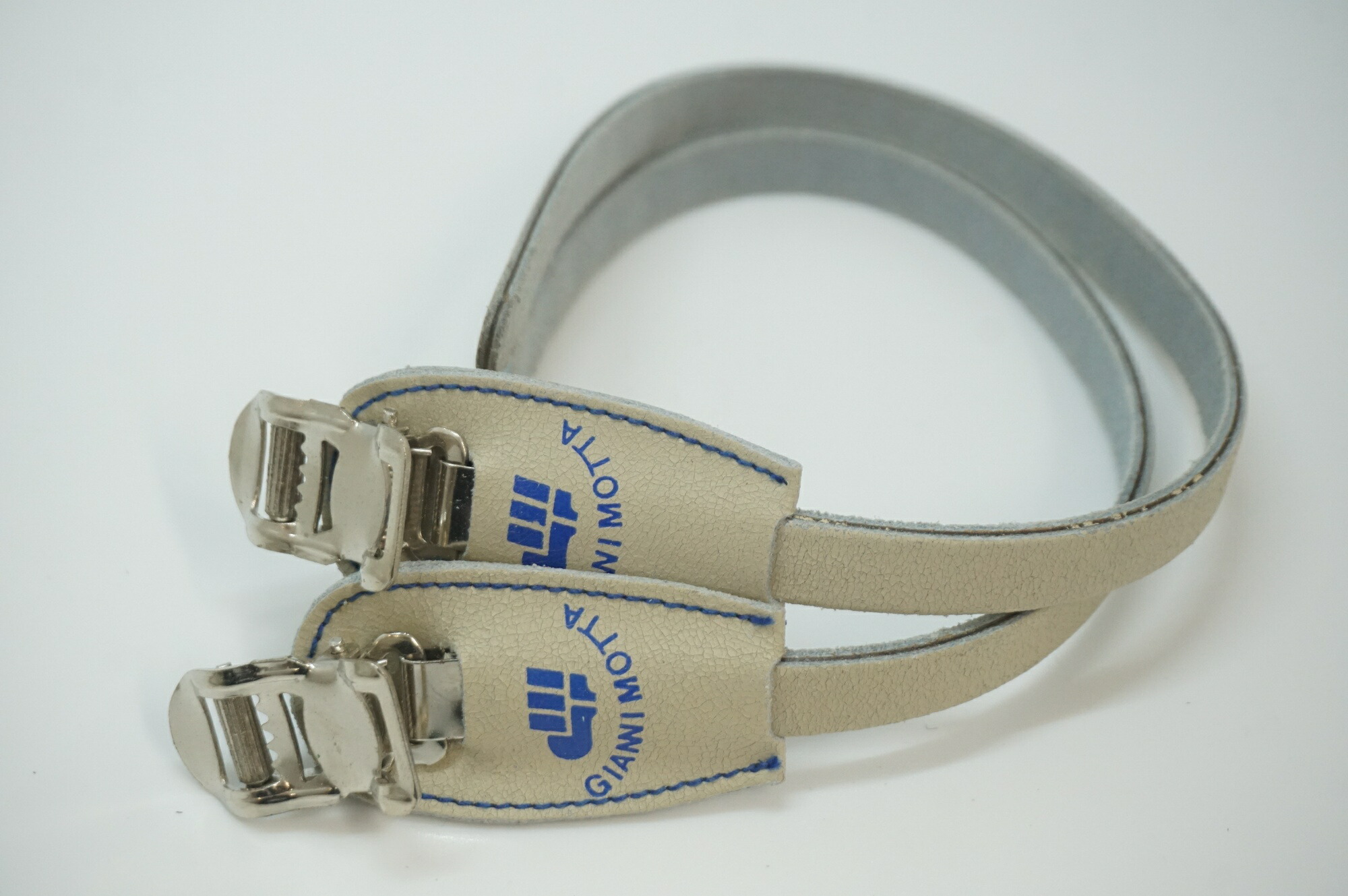 楽天市場】トゥクリップ/トゥストラップ アルフレッドビンダ レザー