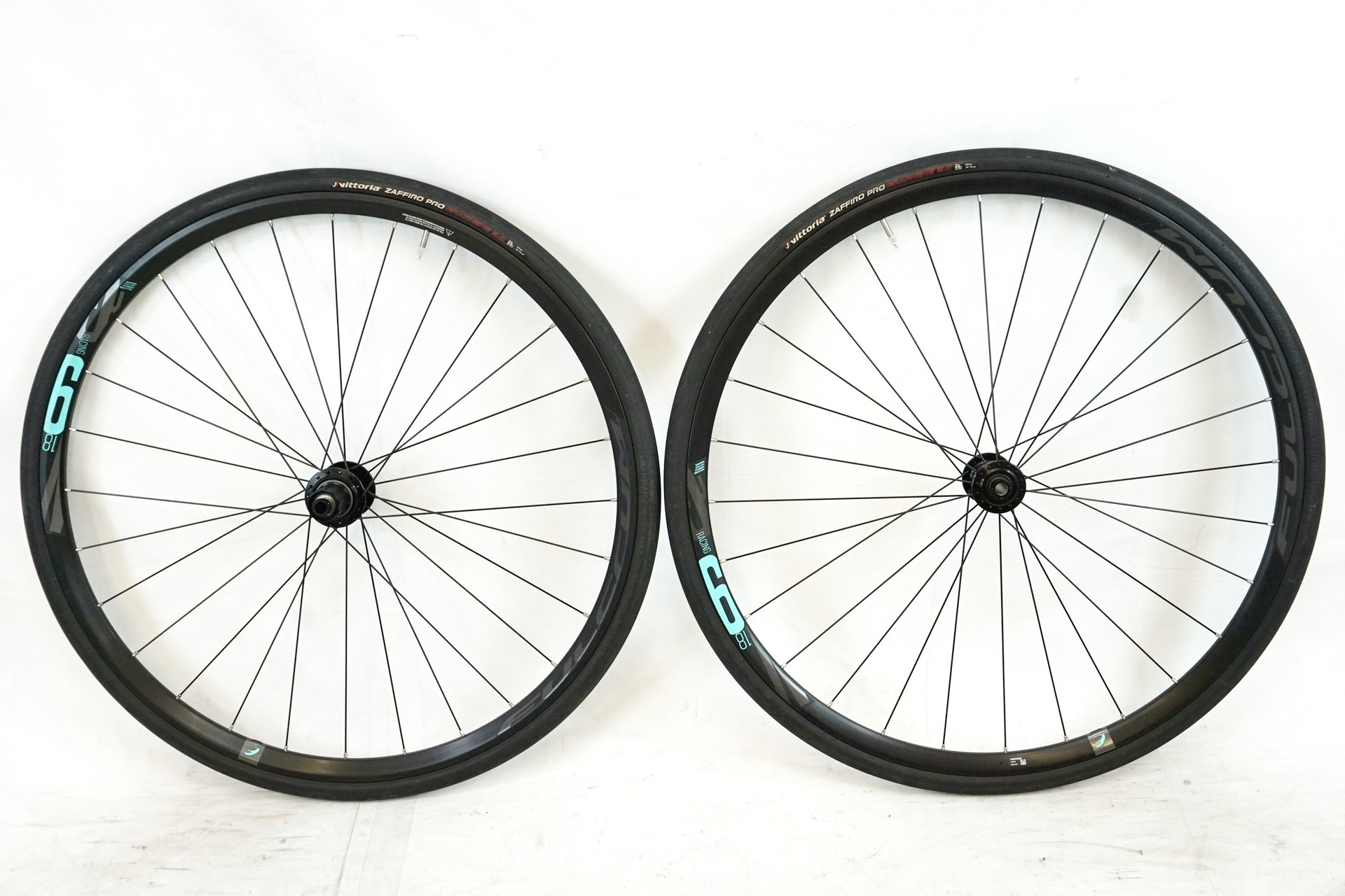 ジャンクにゃーこ rs81 シマノ ジャンク SHIMANO 「シマノ」 WH-RS81-C35 シマノ11速 ホイール