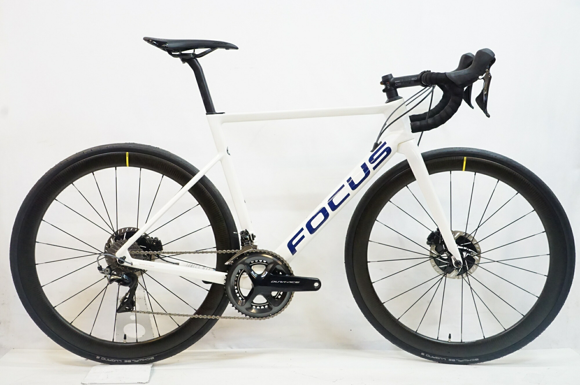 【中古】 FOCUS 「興味の中心」 IZALCO MAX DISC 8 2020年模範例 読み込む自動二輪車 / バイチャリ宇都宮店 ロードバイク-スポーツ・アウトドア