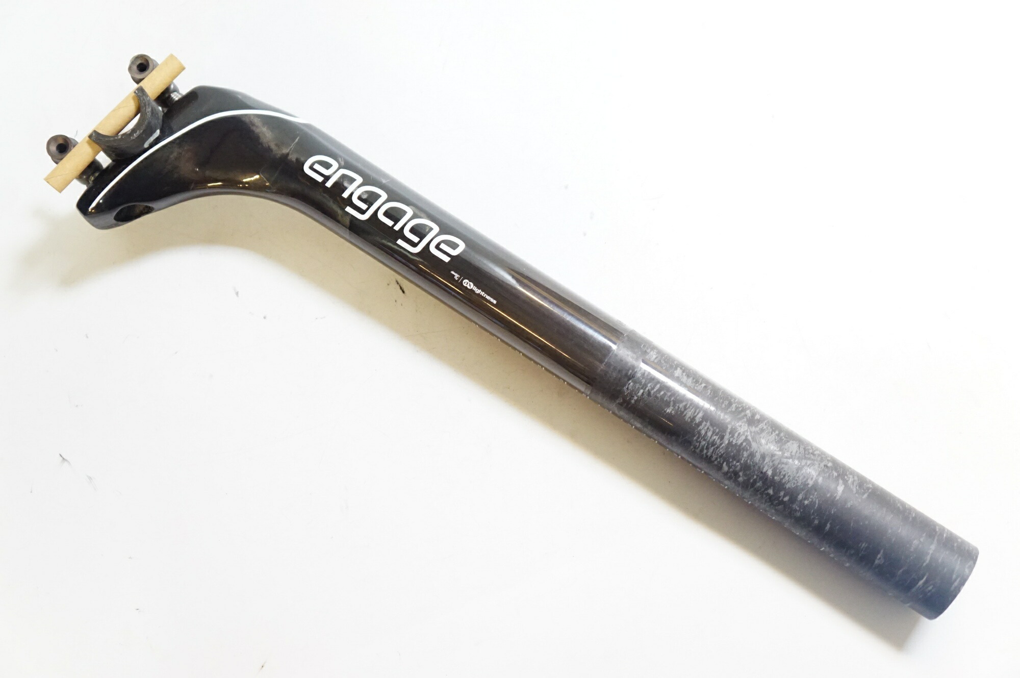 【中古】 AX LIGHTNESS 「エーエックスライトネス」 ENGAGE φ31.6 シートポスト / バイチャリ熊谷店｜buychari