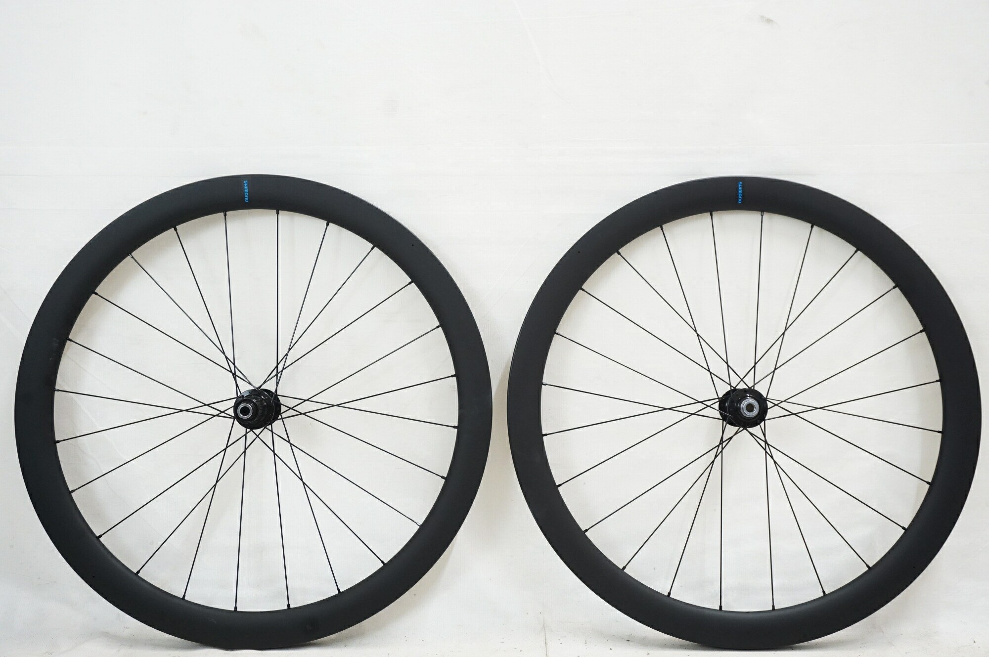 美品　DT SWISS 「ディーティースイス」 R470 DB シマノ11速 ホイールセット DT SWISS 「ディーティースイス」 R470 DB シマノ11速 ホイールセット