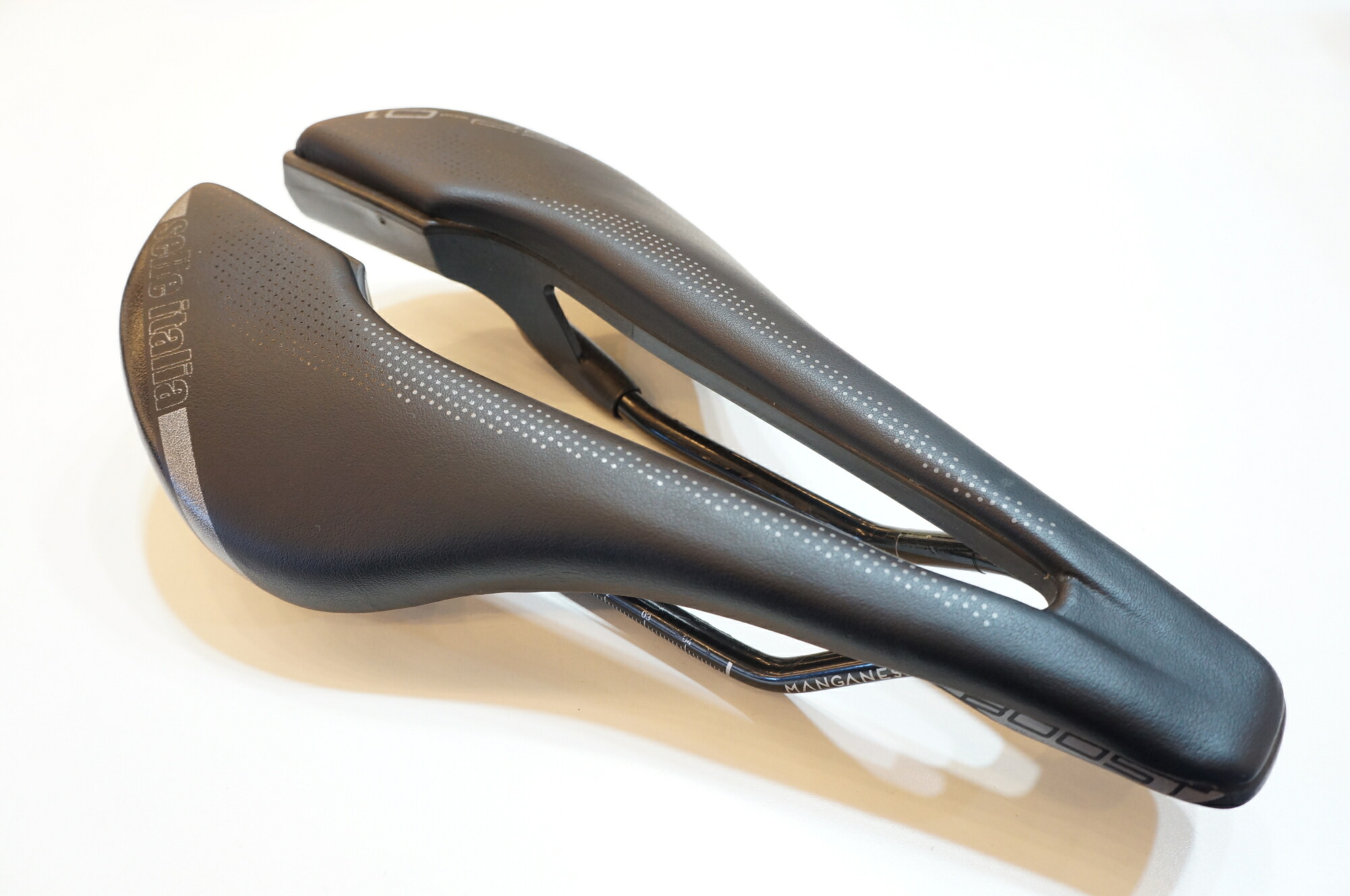 【中古】 SELLE ITALIA 「セラ イタリア」 SP-01 BOOST MANGANESE サドル/ バイチャリ浦和ベース｜buychari