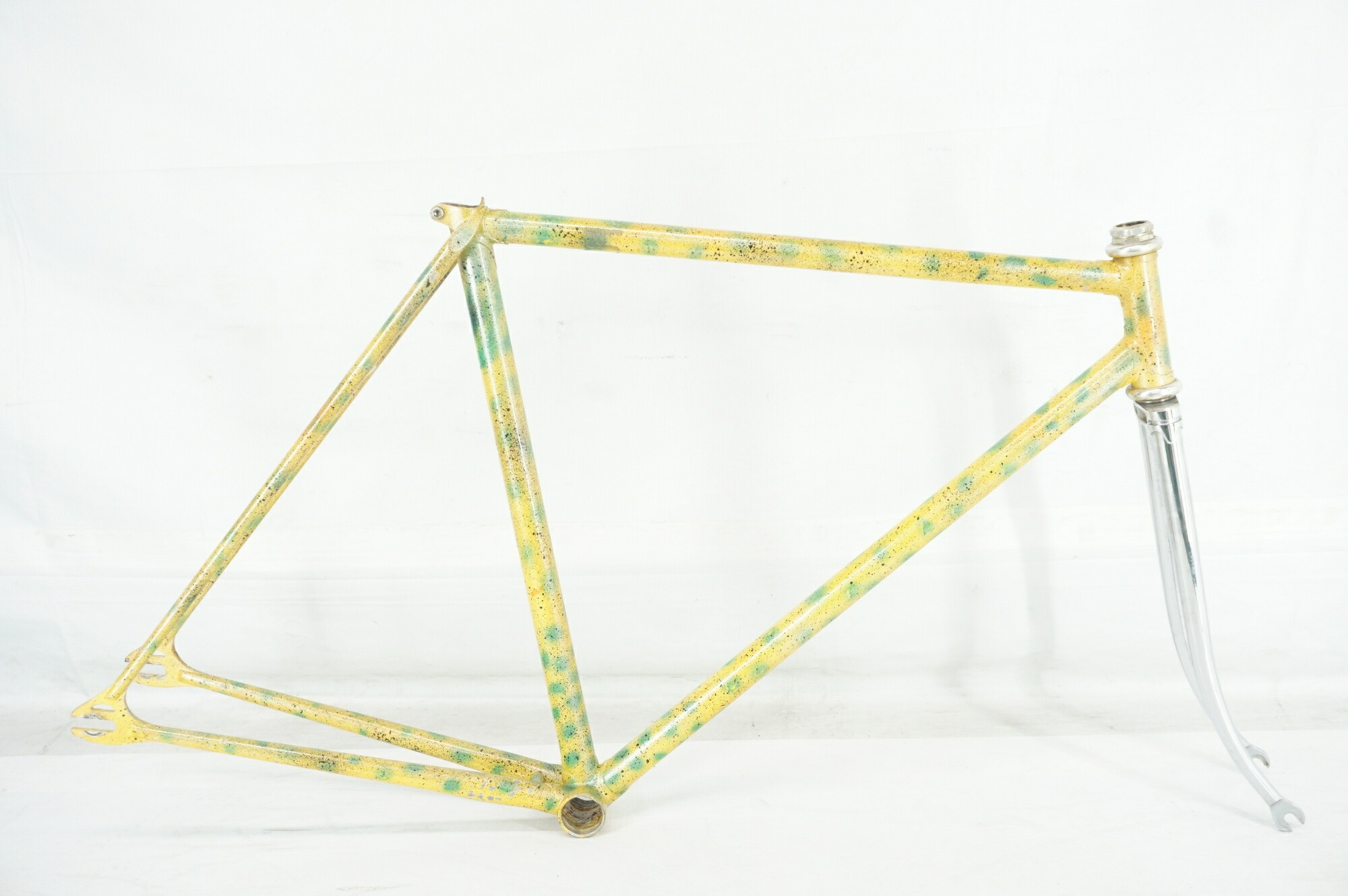 ブリヂストン ピスト・シングルスピードフレーム アイボリー 楽天市場】ピスト・シングルスピード ブリヂストン ピストフレーム NJS