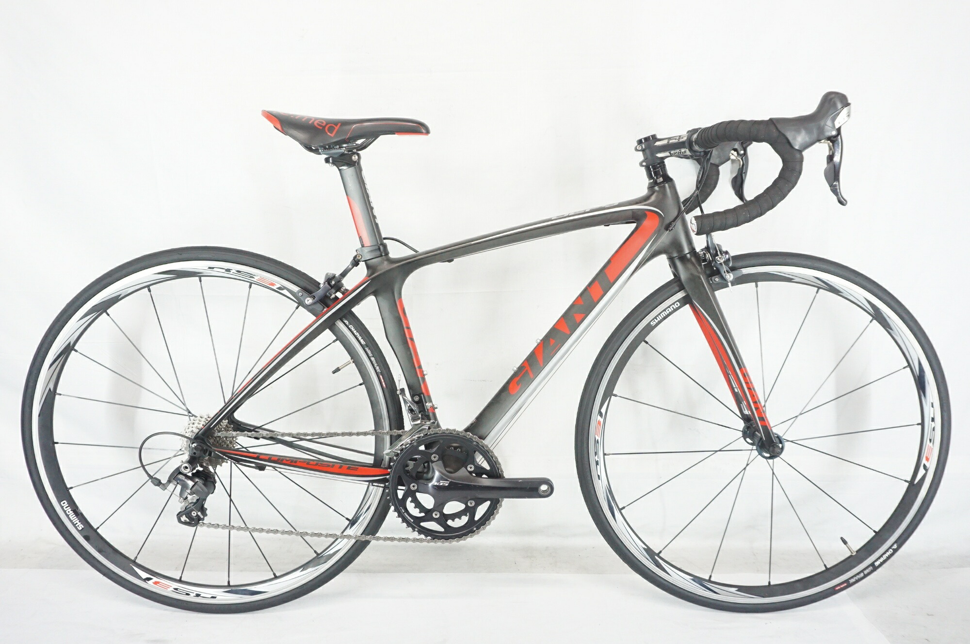 【中古】 GIANT 「巨大な生物」 DEFY COMPOSITE SE 2013年模範例 読み込む自動二輪車 / バイチャリ阪急塚口店 スポーツ・アウトドア-自転車・サイクリング-ロードバイク