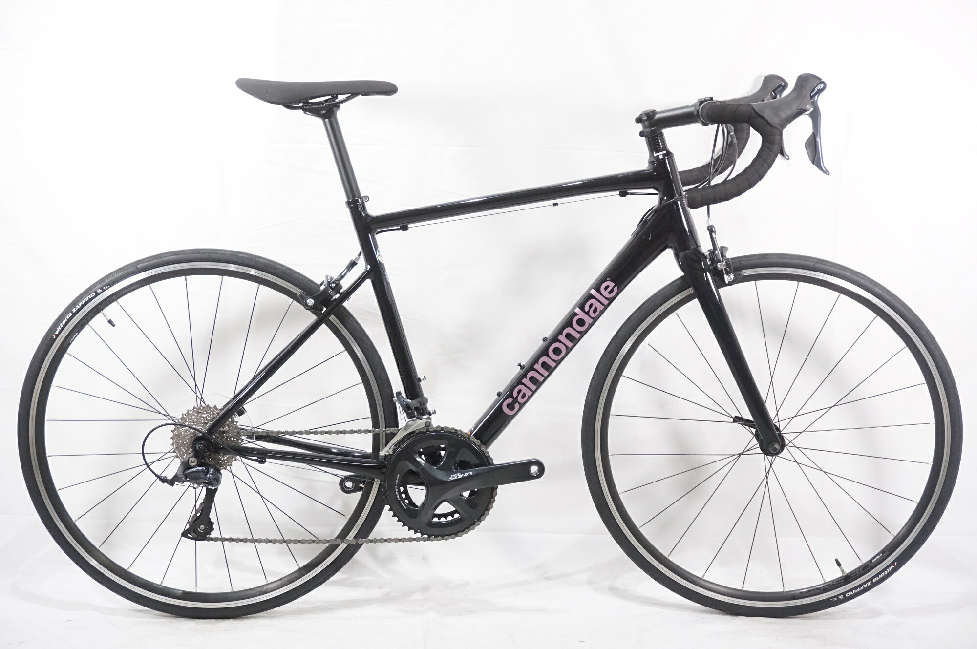 【中古】  CANNONDALE 「キャノンデール」 CAAD OPTIMO 3 2024年模範例 読み込む自動二輪車 / バイチャリAKIBA店 自転車・サイクリング-スポーツ・アウトドア-ロードバイク