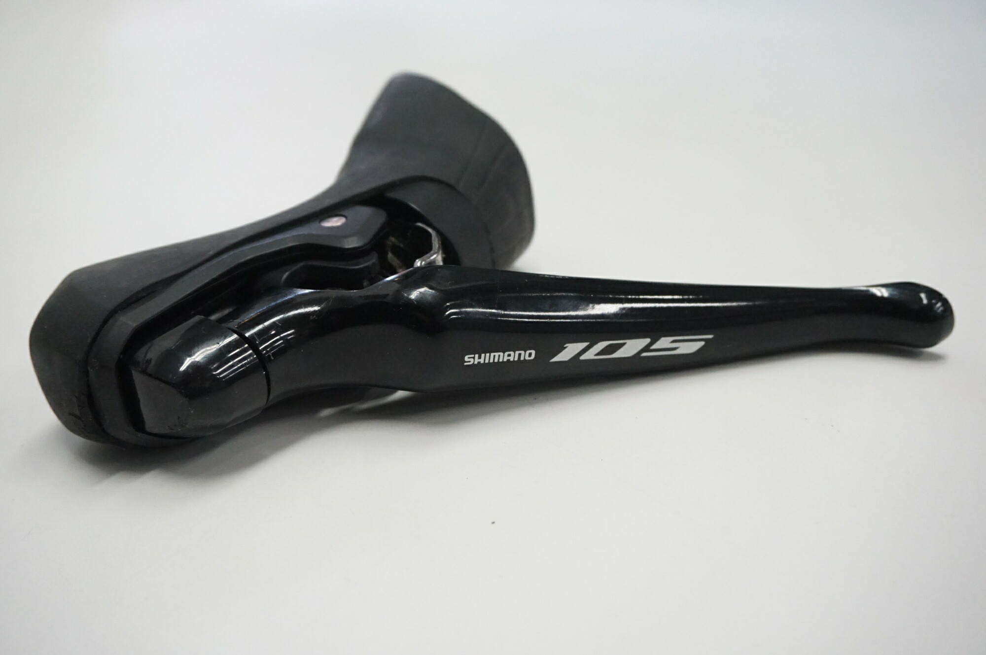 【中古】  SHIMANO 「シマノ」 105 ST-R7020 右のみ デュアル抑えつける生き肝 / バイチャリ福岡店