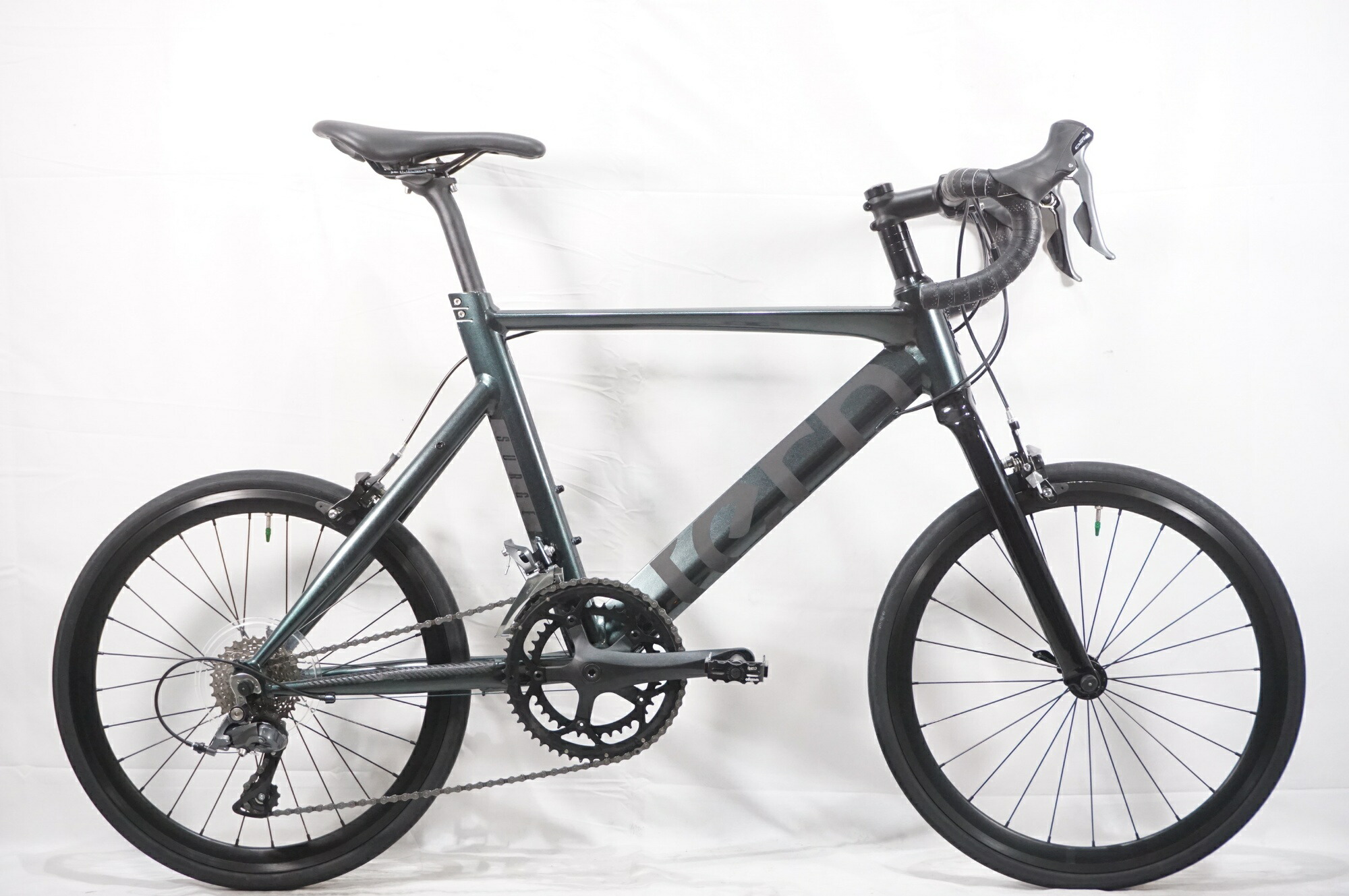 【中古】 TERN 「ターン」 SURGE 2021年モデル 20インチ ミニベロ / バイチャリAKIBA店｜buychari