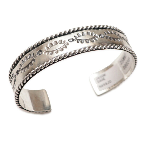 ジェイソン・バヘ/Jason Bahe NAVAJO 080249 バングル シルバーアクセサリー インディアンジュエリー ナバホ族 ユニセックス メンズ レディース 小物 カジュアル アクセサリー プレゼント ギフト【送料無料】｜LuLu Garden