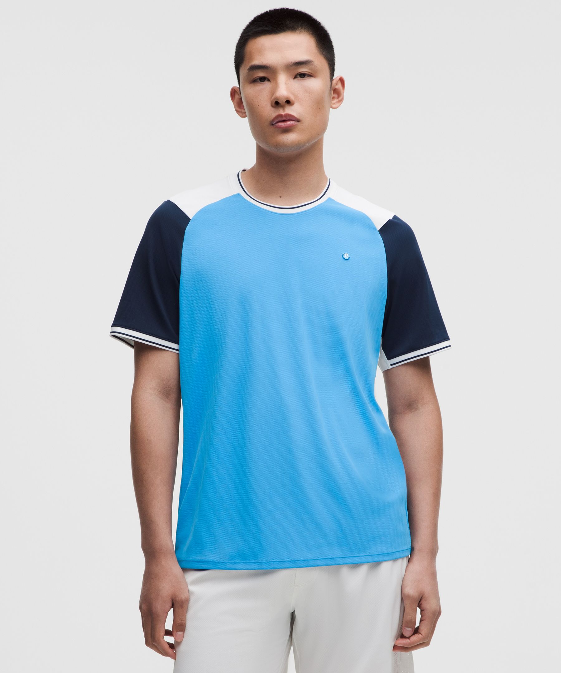 [公式] ルルレモン lululemon 男性 UVカット テクスチャーメッシュ テニスシャツ - ショートスリーブシャツ - テニス｜ルルレモン 公式ショップ