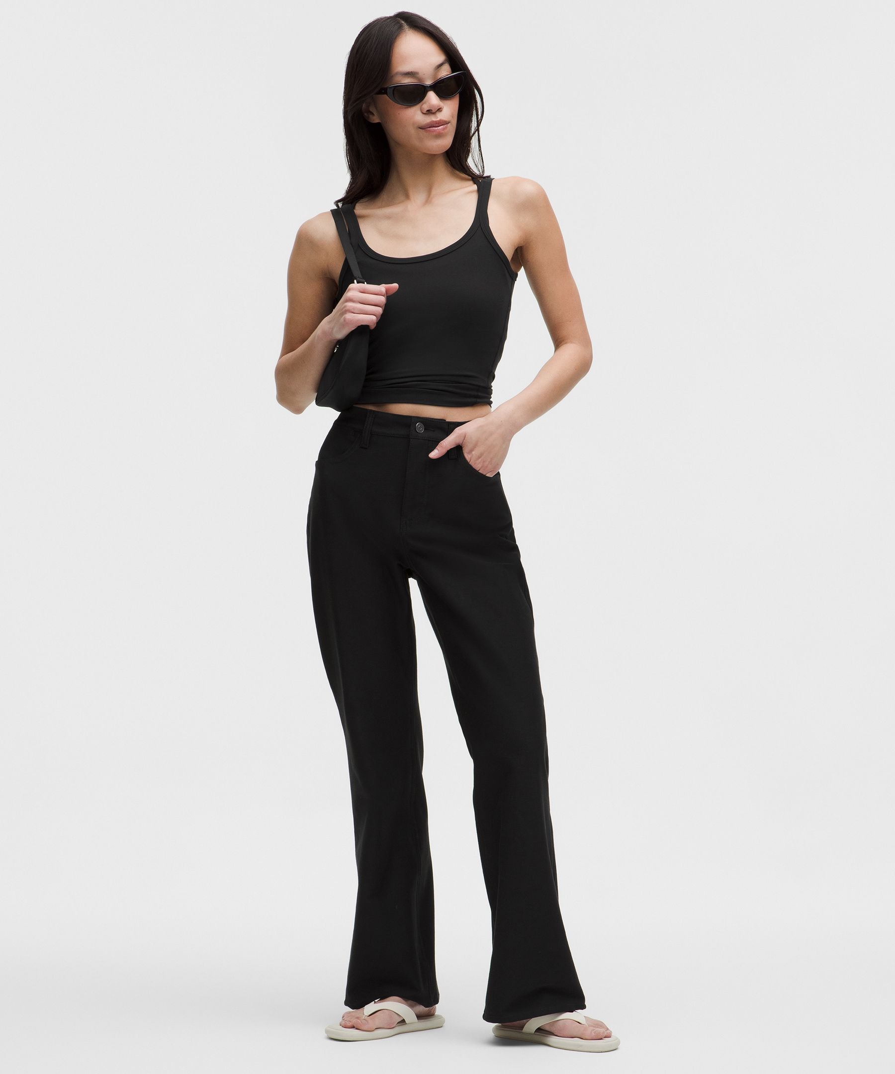 [公式] ルルレモン lululemon 女性 EasyFive ハイライズ サトルフレアパンツ *アジアフィット - トラウザーズ - カジュアル｜ルルレモン 公式ショップ
