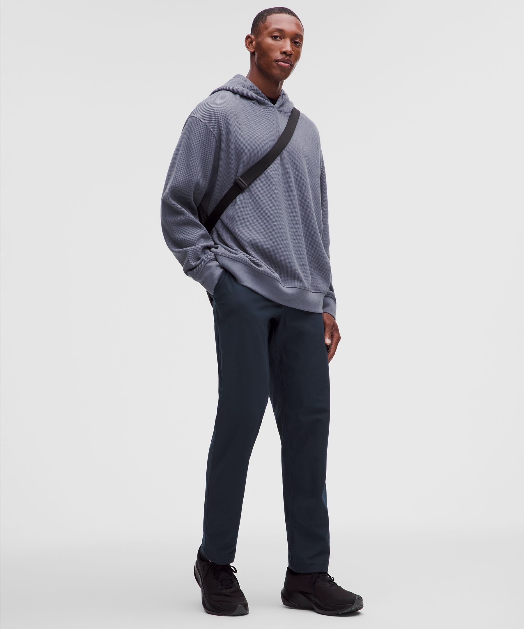 [公式] ルルレモン lululemon 男性 ABC クラシックフィットトラウザー 34インチ *Warpstreme - トラウザーズ - カジュアル｜ルルレモン 公式ショップ