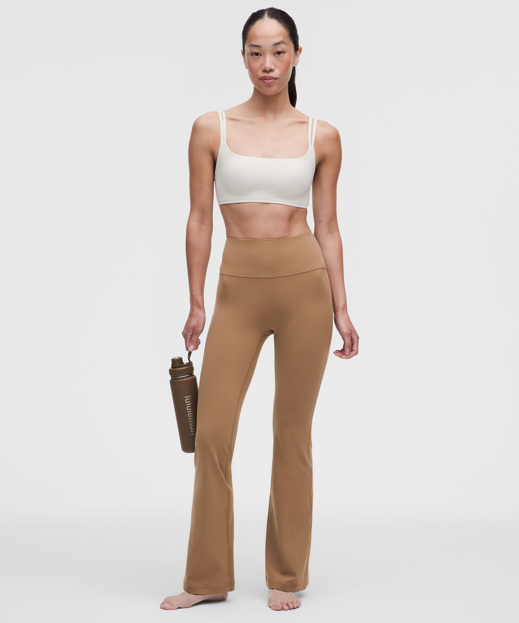[公式] ルルレモン lululemon 女性 Groove Nulu スーパーハイライズ フレアパンツ 30インチ *アジアフィット - レギンス - ダンス｜ルルレモン 公式ショップ