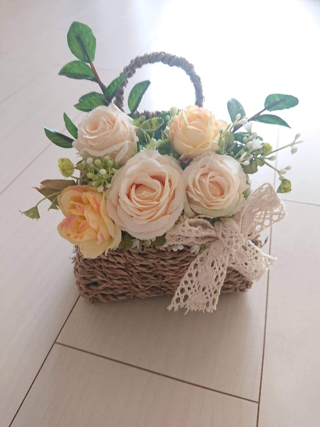 オレンジカラーのローズで爽やかに アーティフィシャルフラワー 海外挙式 花かんむり 花嫁 ブートニア 誕生日 発表会 キッズ 結婚式 カチューシャ プリザーブドフラワー ヘアアクセサリー プレゼント 贈り物 サイズ:縦18cm×横14cm×奥行き10cm Lulu's-1647 Lulu's ルルズ
