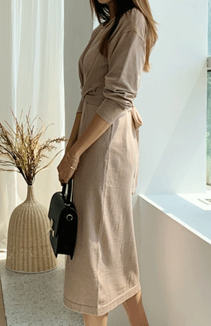 ニットワンピース 秋冬 ファッション 大人 長袖 レディース ワンピース ねじり 上品 韓国 かわいい カジュアル お呼ばれ ワンピ