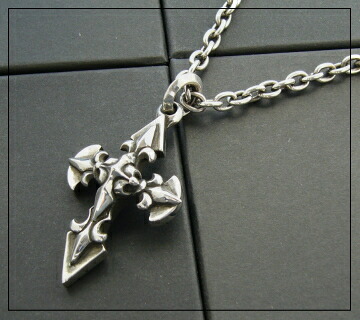 ｄｒｉｖｅ[ラージクロス]シルバーアクセサリーsilver925　ペンダントネックレス　攻撃的ゴシック｜Lunatic Nights