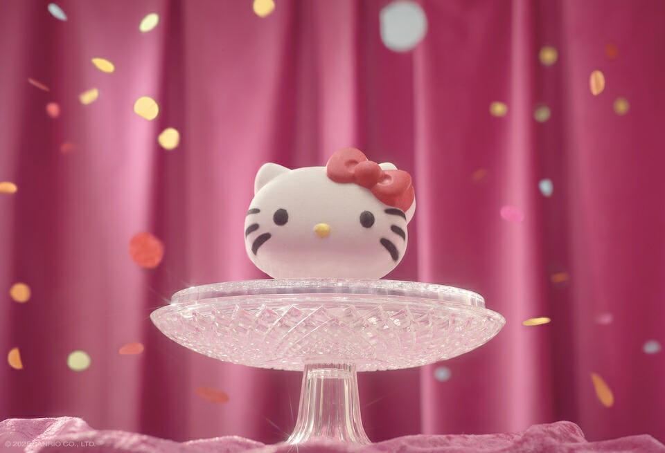 人気LUSH×Hello Kitty バスボムキティ3個 オリジナル紙袋5枚付き LUSH ハローキティ バスボム Lush × Hello Kitty And Friends